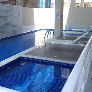  Apartamento Mediterrâneo 507 - Todo Equipado, Suíte Com Ar Split, Churrasqueira Na Varanda, Internet 240mb Wifi, Estacionamento Grátis, A 1 Km Das Praias